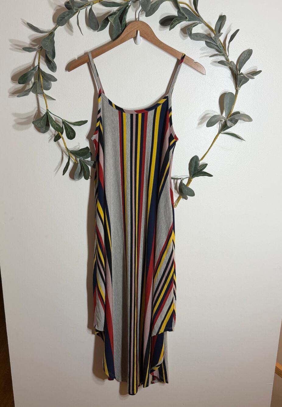 EVEREVE Striped Midi Dress